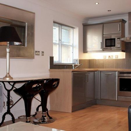 هيرتفورد Parks Serviced Apartments الغرفة الصورة